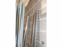 Assortiment schroeven en ijzerwaren - afbeelding 15 van  24