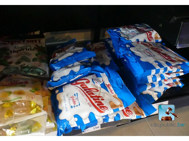 Assortiment snoep en koekjes - afbeelding 7 van  9