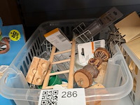 Assortiment toebehoren voor vogels - afbeelding 3 van  4