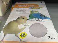 Assortiment voeding en toebehoren voor vogels - afbeelding 2 van  4