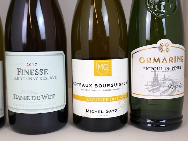 Assortiment witte wijnen 2008–2023 (5x) - afbeelding 3 van  5