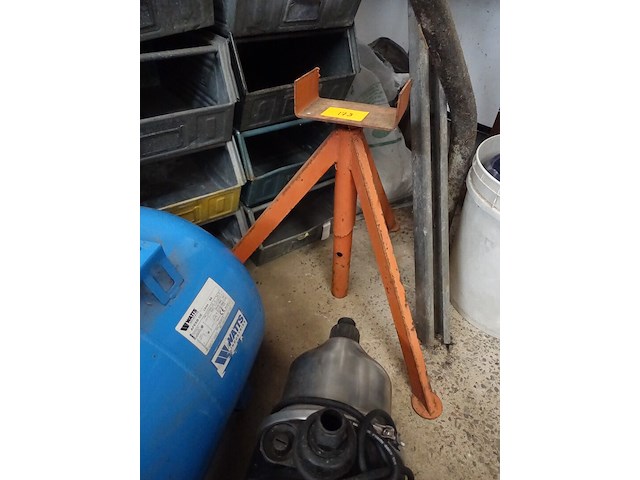 Assteun - afbeelding 1 van  2