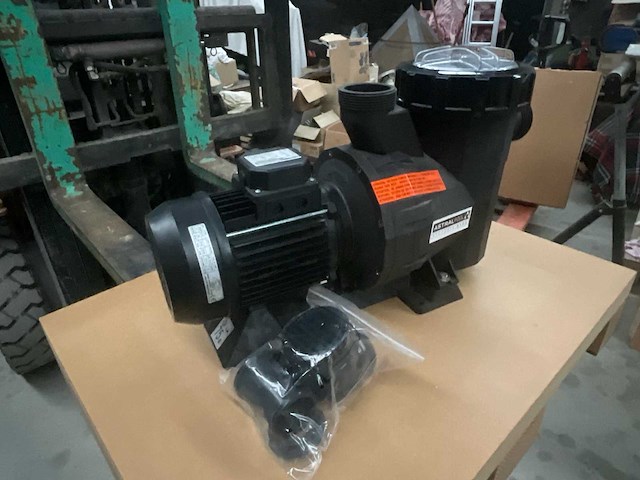 Astrapool victoria plus 38780 zwembadinstallatiematerialen - afbeelding 1 van  8