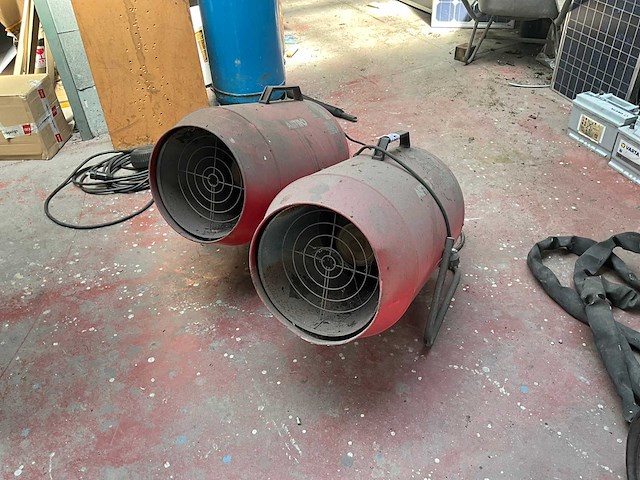 Astro 50 werkplaatsverwarming (2x) - afbeelding 1 van  4