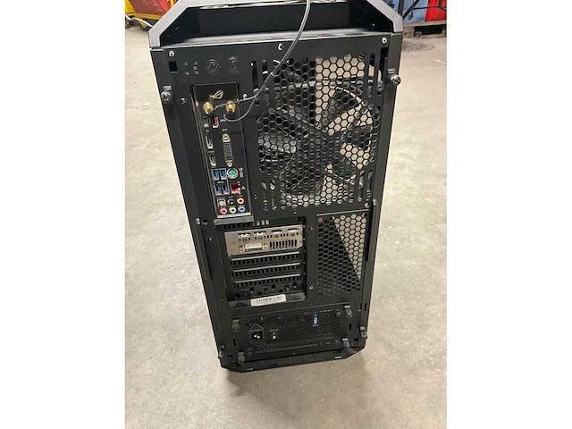 Asus hx750i cooler master desktop computer - afbeelding 9 van  12