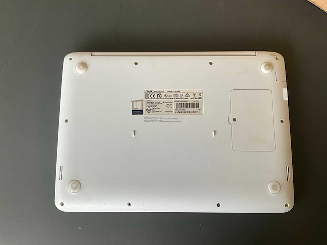 Asus r301u laptop - afbeelding 6 van  7
