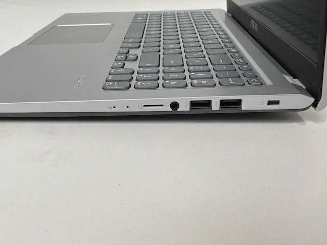 Asus sonicmaster a516j laptop - afbeelding 6 van  9