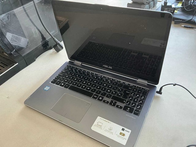 Asus tp510u laptop - afbeelding 1 van  6