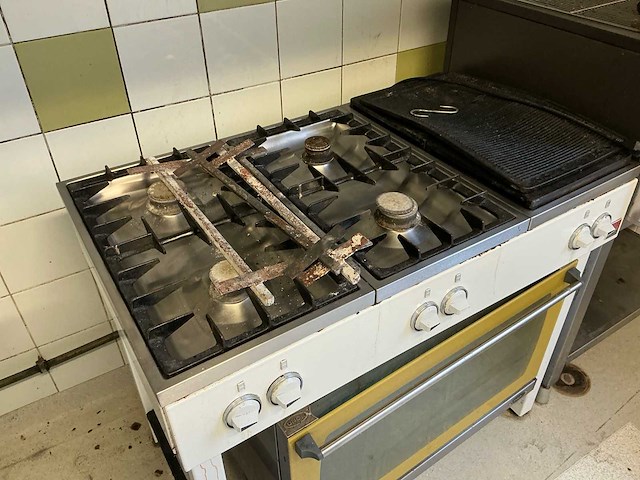 Atag fornuis met oven - afbeelding 3 van  5