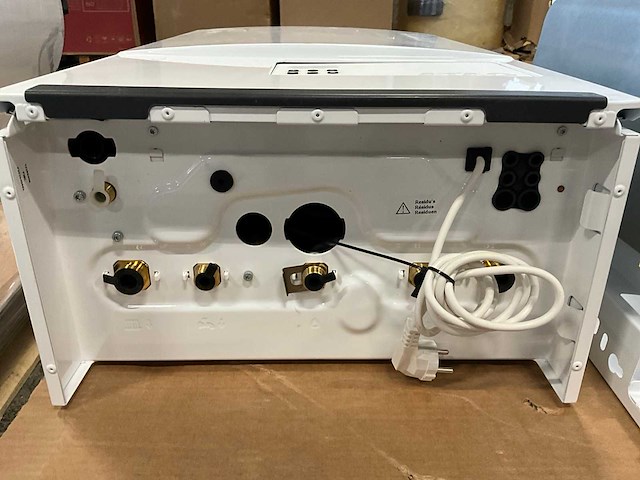 Atag p28c combi condensatiegaswandketel - afbeelding 7 van  8