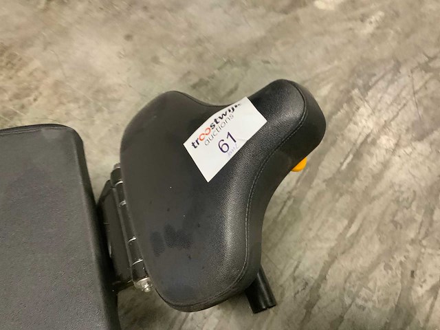 Athletic performance adjustable bench krachtstation - afbeelding 3 van  3