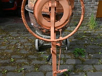 Atika betonmolen - afbeelding 5 van  7