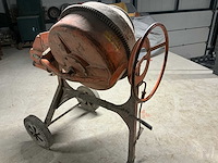 Atika betonmolen - afbeelding 3 van  7