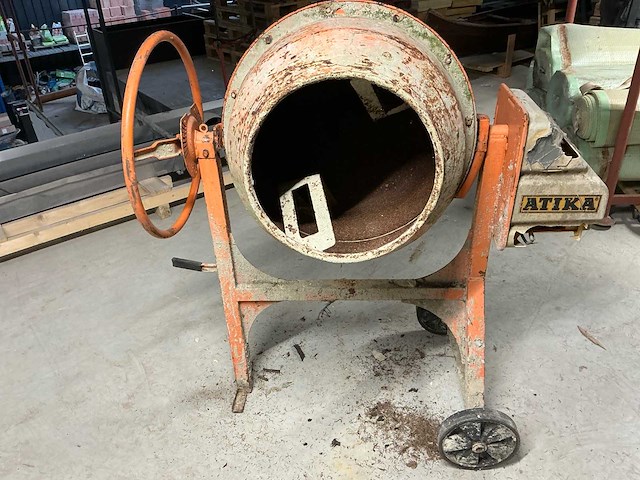 Atika betonmolen - afbeelding 1 van  6