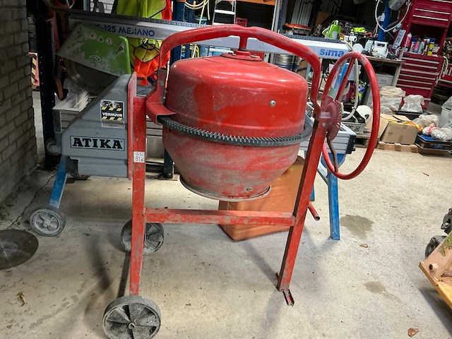 Atika comet 130s betonmolen - afbeelding 2 van  3