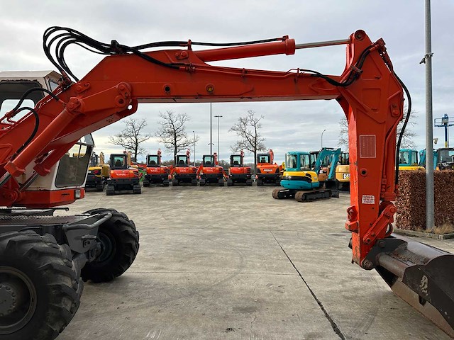 Atlas - 1985 - 1302e - banden graafmachine - afbeelding 6 van  41