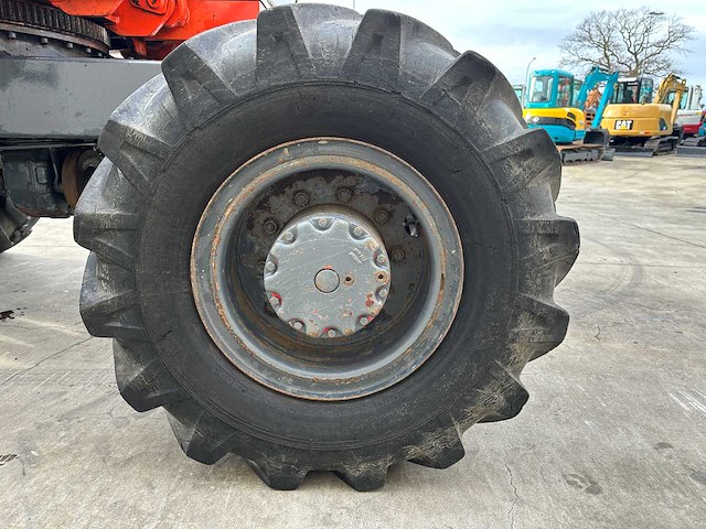 Atlas - 1985 - 1302e - banden graafmachine - afbeelding 14 van  41