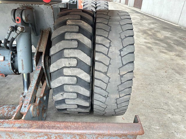 Atlas - 2002 - 1404m - mobiele graafmachine - afbeelding 19 van  37