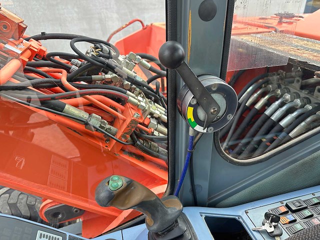 Atlas - 2002 - 1404m - mobiele graafmachine - afbeelding 28 van  37