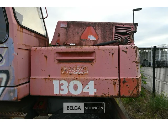 Atlas 1304 graafmachine/bandenkraan - afbeelding 3 van  22