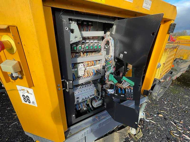 Atlas copco - h5+ - 2019 - lichtmast voor onderdelen - afbeelding 9 van  13