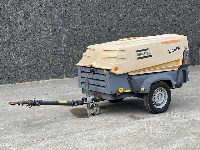 Atlas copco - xas 57 dd - n - mobiele compressor - afbeelding 1 van  16