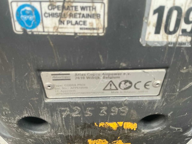 Atlas copco cobra proi benzine breekhamer (te herstellen!) (2x) - afbeelding 10 van  11