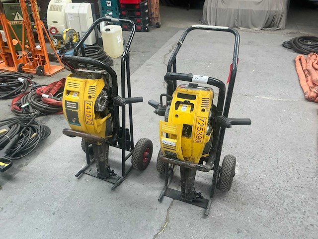 Atlas copco cobra proi benzine breekhamer (te herstellen!) (2x) - afbeelding 1 van  11