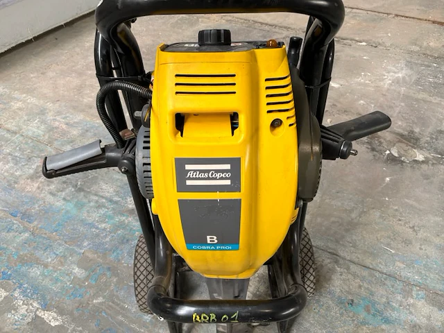 Atlas copco cobra proi benzinebreekhamer - afbeelding 8 van  10