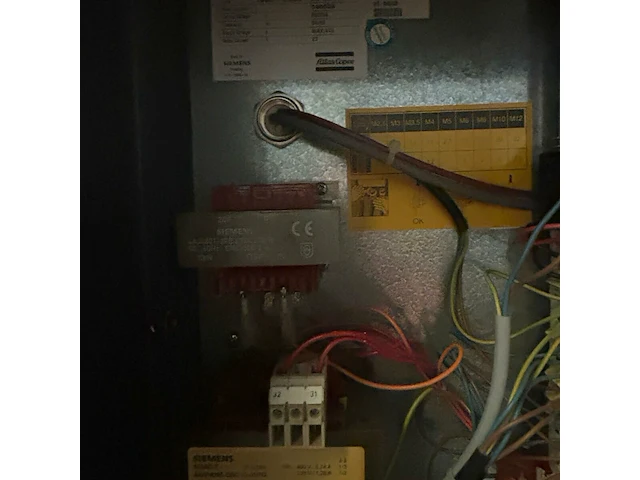 Atlas copco luchtcompressor - afbeelding 6 van  8