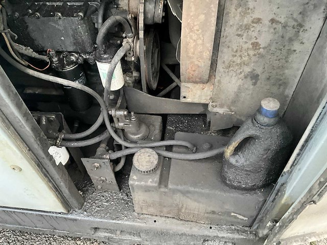 Atlas copco noodstroomaggregaat - afbeelding 3 van  14