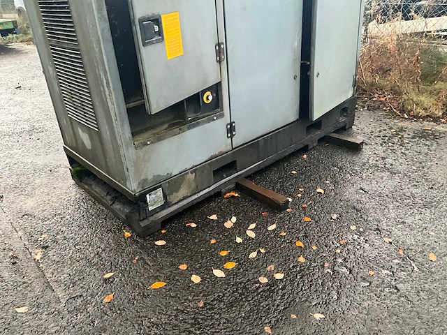 Atlas copco noodstroomaggregaat - afbeelding 8 van  14
