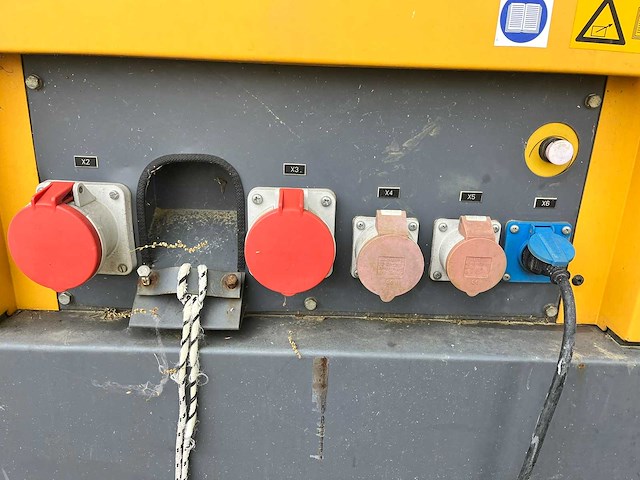 Atlas copco qas80 generator - afbeelding 5 van  13