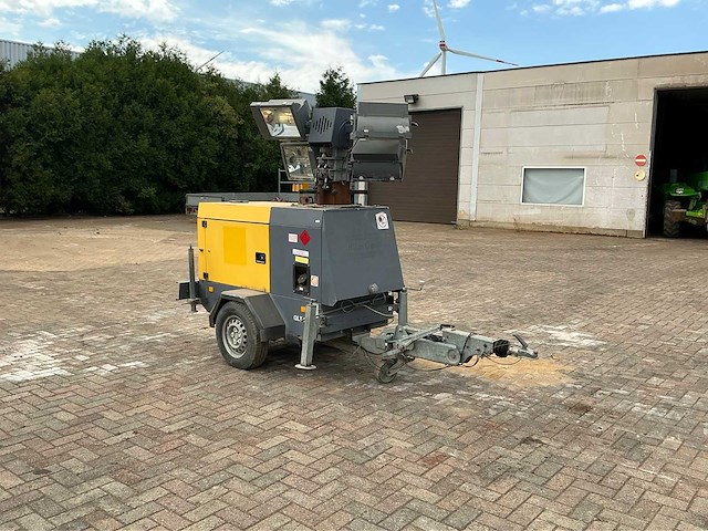 Atlas copco qlt h50 lichtmast / mobiele generator - afbeelding 1 van  21