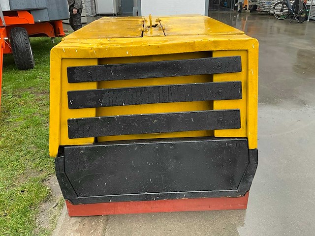 Atlas copco xas 60 luchtcompressor - afbeelding 13 van  14