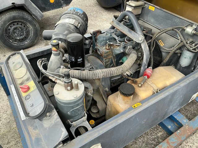 Atlas-copco xas37-47kd luchtcompressor - afbeelding 4 van  6