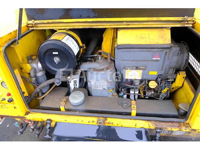 Atlas copco xas65 sleepcompressor - afbeelding 8 van  16