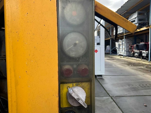 Atlas copco xas66 mobiele schroefcompressor - afbeelding 2 van  12