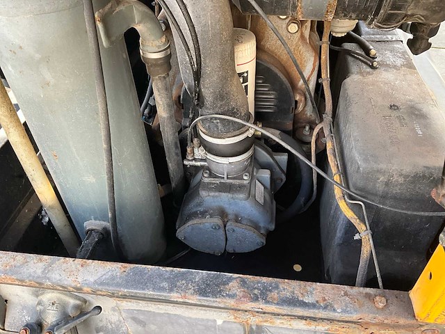 Atlas copco xas66 mobiele schroefcompressor - afbeelding 12 van  12