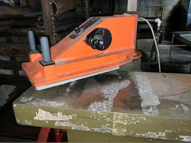 Atom se 15 stansmachine - afbeelding 7 van  7