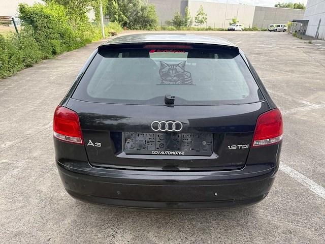 Audi - 2004 - a3 - personenauto - afbeelding 4 van  26