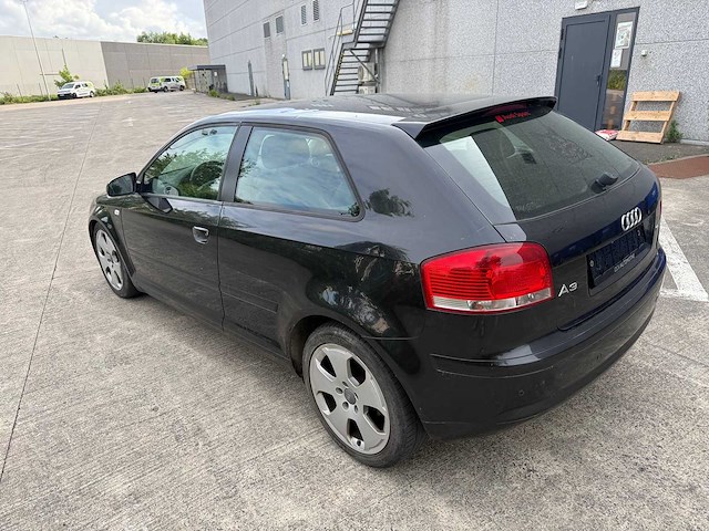 Audi - 2004 - a3 - personenauto - afbeelding 5 van  26