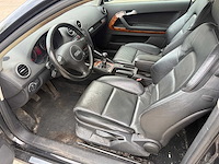Audi - 2004 - a3 - personenauto - afbeelding 15 van  26