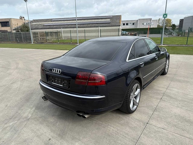 Audi - 2005 - a8 - personenauto - afbeelding 6 van  30
