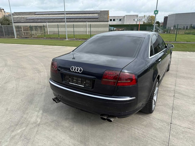Audi - 2005 - a8 - personenauto - afbeelding 7 van  30