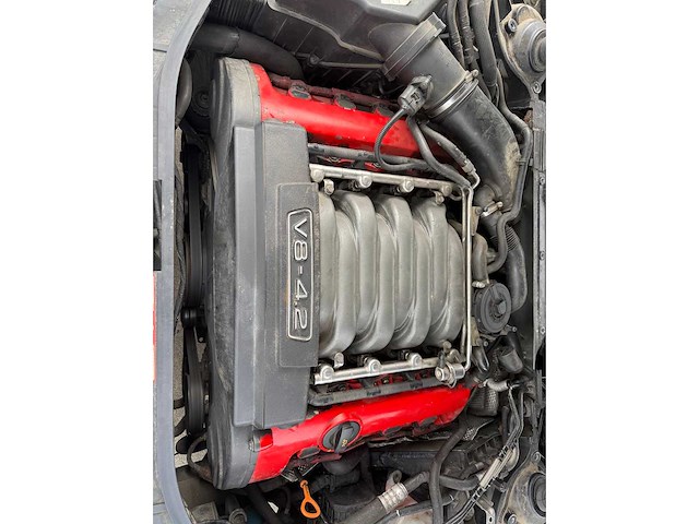 Audi - 2005 - a8 - personenauto - afbeelding 17 van  30