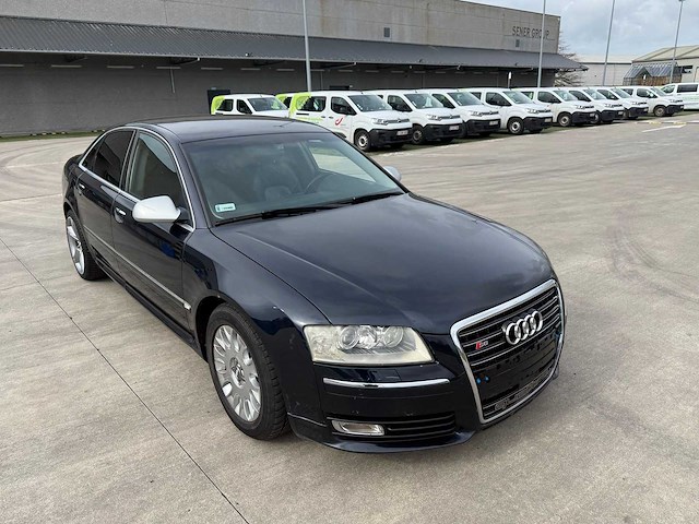 Audi - 2005 - a8 - personenauto - afbeelding 27 van  28