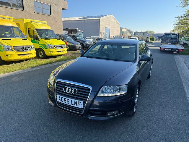Audi - 2008 - a6 - break - personenauto - afbeelding 13 van  17