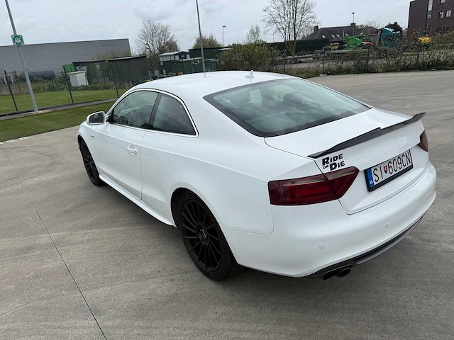 Audi - 2009 - a5 - coupe - personenauto - afbeelding 8 van  26