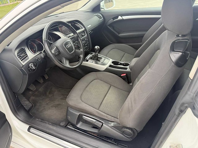 Audi - 2009 - a5 - coupe - personenauto - afbeelding 17 van  26